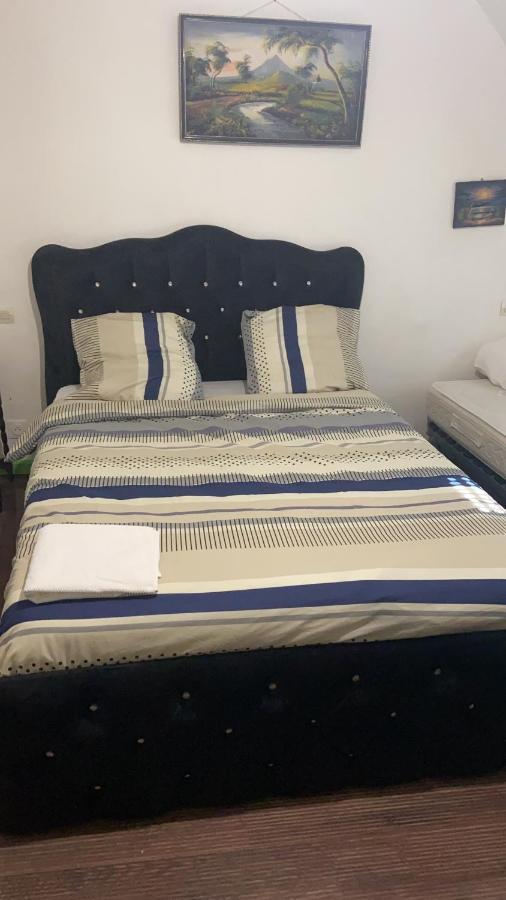 Restaurant Le Mange Disque Bed & Breakfast Villenauxe Ngoại thất bức ảnh